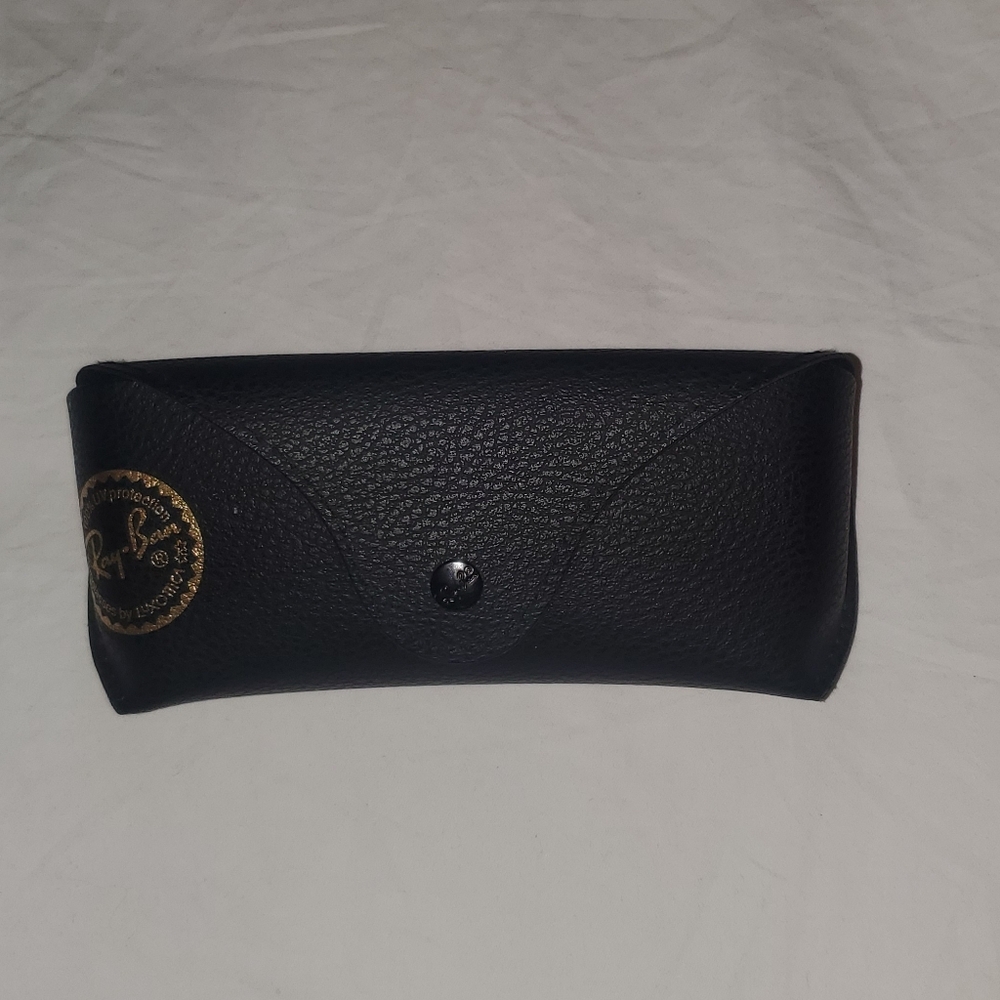 Ray-Ban Textured Black Sunglasses Case